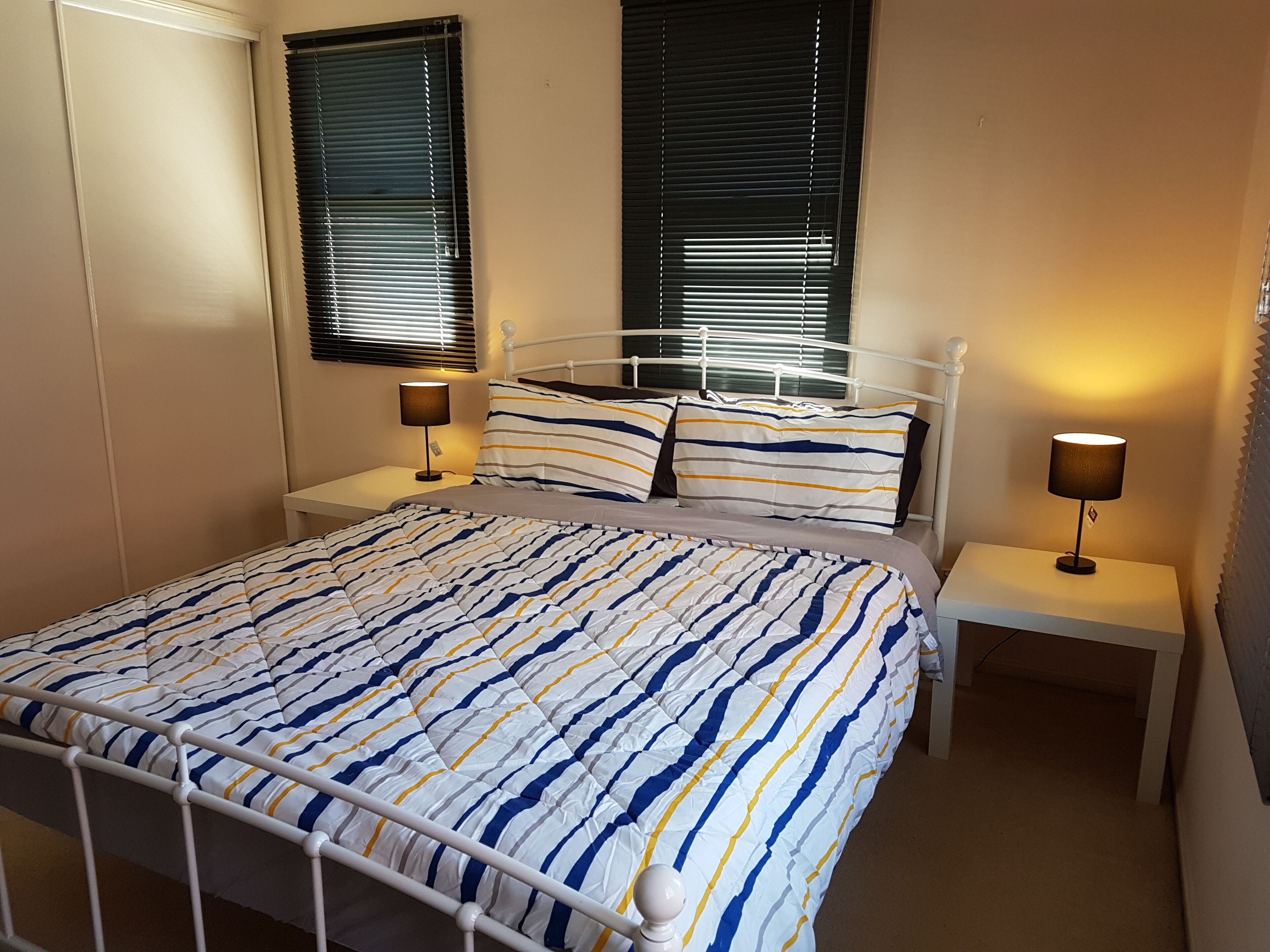 2 bedrooms, iron/ironing board, WiFi, bed sheets
