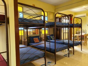 Shared Dormitory, Mixed Dorm | Bed sheets - Hotel O Arriva Travellers (Kuching)