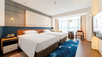 1 bedroom, blackout curtains, free WiFi, bed sheets