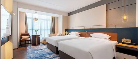 Mørklægningsgardiner, gratis Wi-Fi, sengetøj