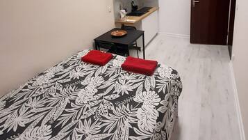 1 Schlafzimmer, Bügeleisen/Bügelbrett, WLAN, Bettwäsche