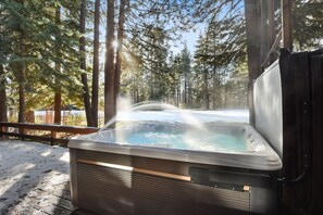 Bañera de hidromasaje exterior