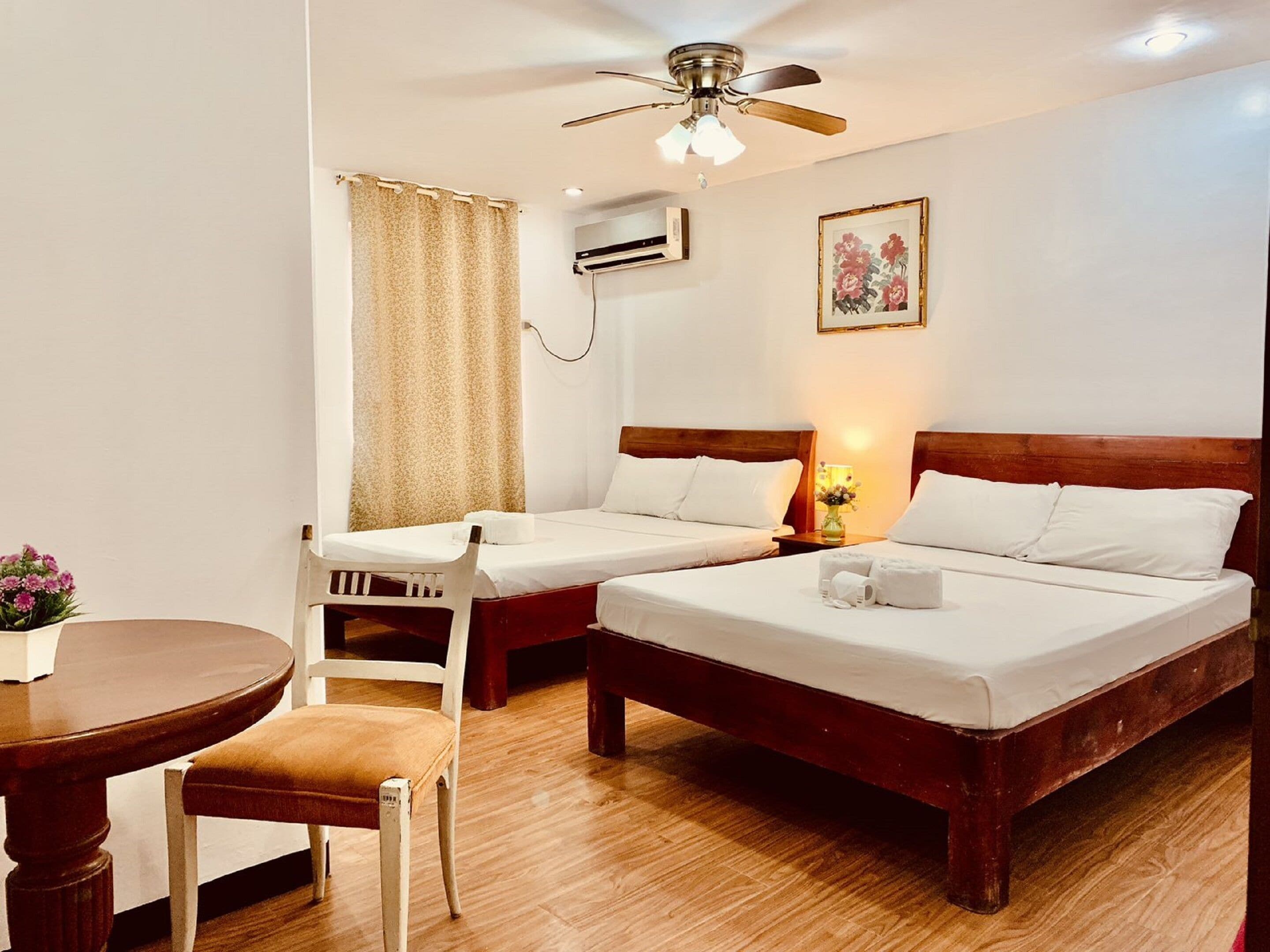 华丽客房 | 1 多间卧室、办公桌、免费 WiFi