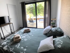 3 Schlafzimmer, Bügeleisen/Bügelbrett, Internetzugang, Bettwäsche