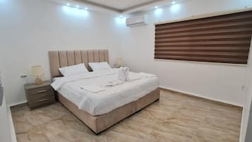 Työpöytä, äänieristys