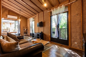 Living area - Chalet "Bangli" with Private Terrace and Wi-Fi (LACANAU)