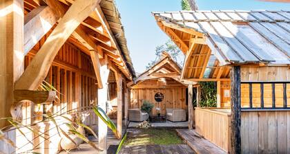 Villa "Bayani" avec terrasse privée, bain à remous privé et Wi-Fi