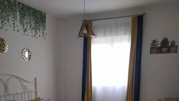 2 sovrum, strykjÀrn/strykbrÀda, wi-fi och sÀngklÀder