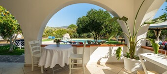 Villa "Mavi" with Mountain View, Private Pool & Wi-Fi
