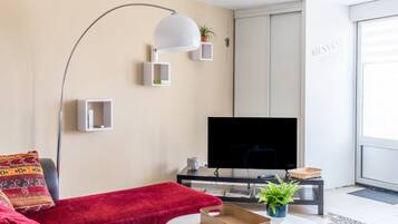 TV
