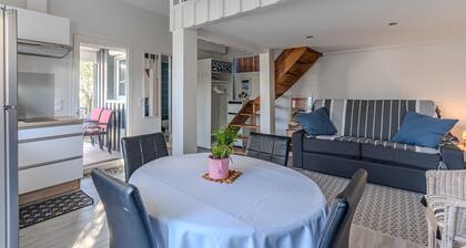 Chalet "Studio Bassin D'Arcachon" with Shared Pool, Private Terrace & Wi-Fi