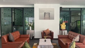 Sala de estar en el lobby