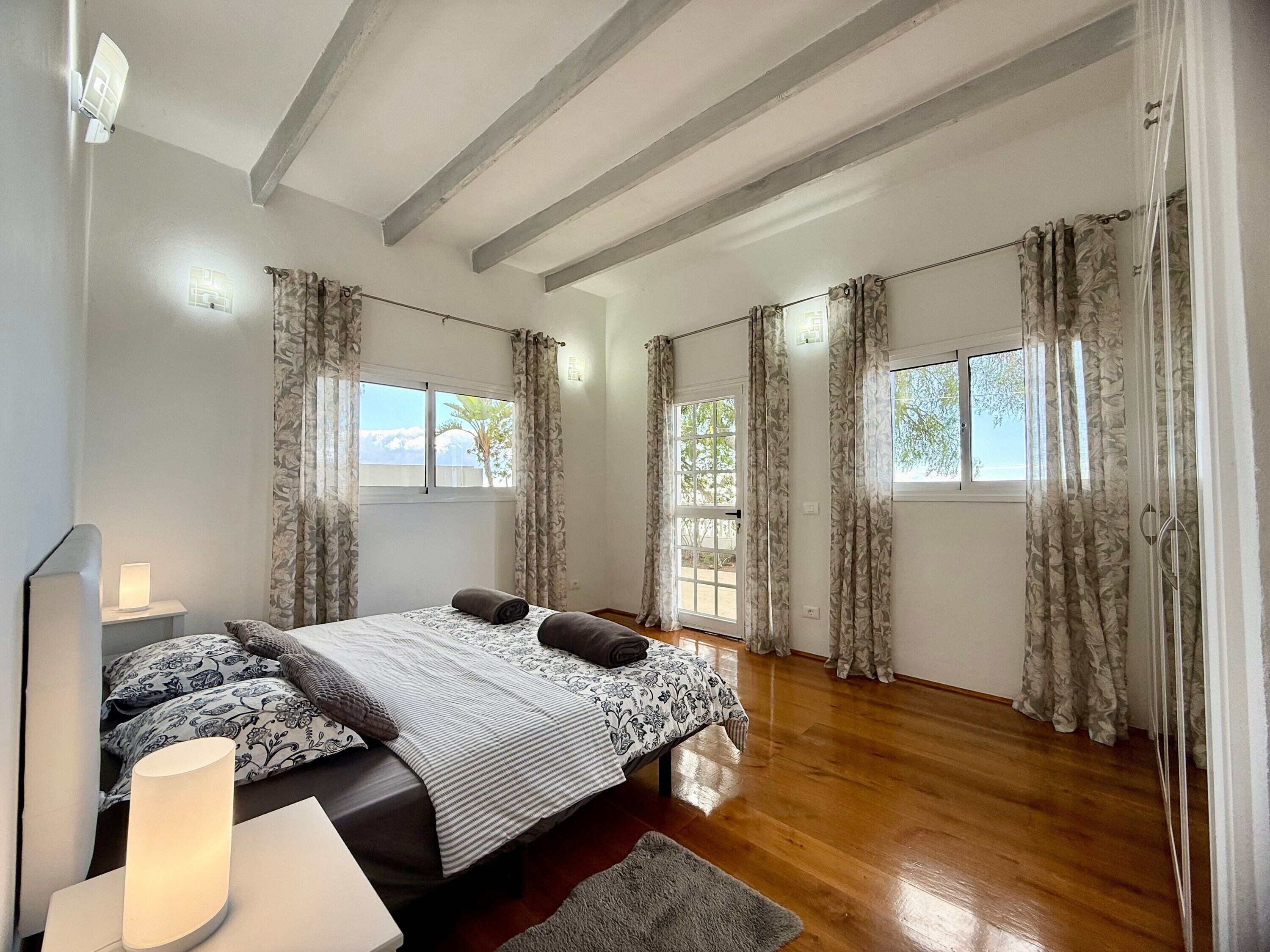 4 Schlafzimmer, Bügeleisen/Bügelbrett, kostenloses WLAN, Bettwäsche