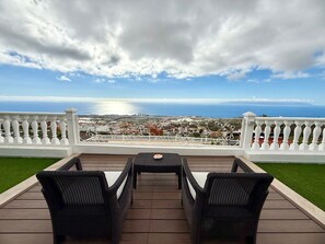Terrace/patio - Villa "Tequila" with Sea View, Private Pool & Wi-Fi (Adeje)