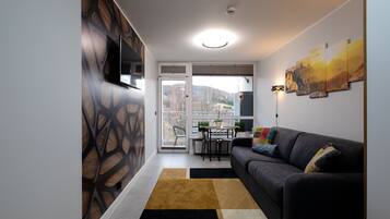 Studio Suite (37) | Free WiFi, bed sheets