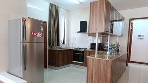 Full-sized fridge, microwave, oven, toaster - Myra Residences by Extended Stays 2 Bedrooms (Nairobi)