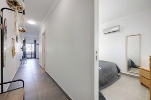 1 bedroom, free WiFi, bed sheets - Apartment "Yasmim House" with Shared Pool & Wi-Fi (Sagres)