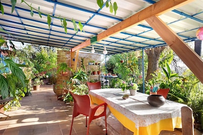 Holiday Home "Casa La Panacea" with Sea View, Private Terrace & Wi-Fi