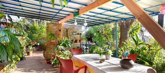 Holiday Home "Casa La Panacea" with Sea View, Private Terrace & Wi-Fi