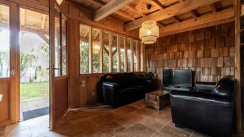 Fernseher, DVD-Player