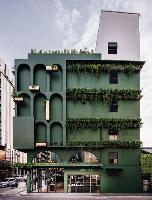 Exterior - Cher Hostel Bangkok (Bangkok)