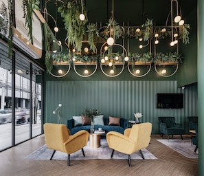 Reception - Cher Hostel Bangkok (Bangkok)