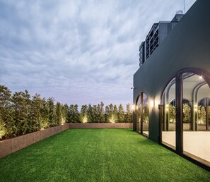 Terrace/patio - Cher Hostel Bangkok (Bangkok)