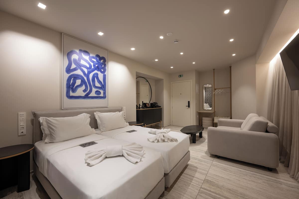 1 habitación, ropa de cama hipoalergénica y cortinas blackout