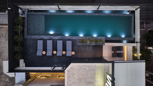 Front of property - Vision Omonia (Athens)