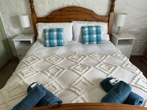 3 habitaciones, wifi gratis y ropa de cama