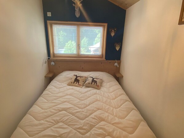 2 bedrooms