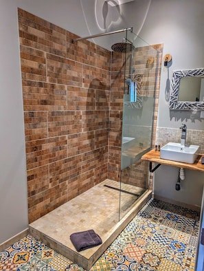 Club Double Room | Bathroom