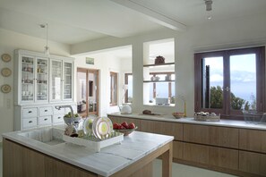 Sky House Villa | Private kitchen - Sky House Tinos (Tinos)