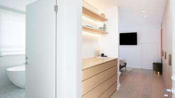 4 chambres, bureau, fer et planche à repasser, Wi-Fi gratuit