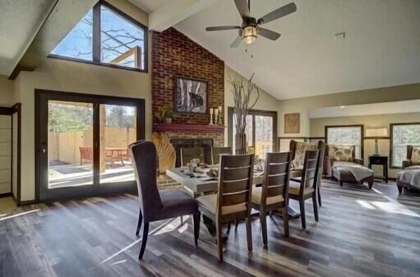 Interior - Emma’s Rare Find by Beyond Expectations: Remodeled Home w/ Hot Tub & Game Room (Sevierville)