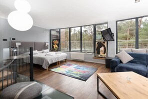 1 habitación, escritorio, tabla de planchar con plancha y wifi gratis 