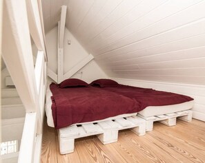 1 makuuhuone, silitysrauta/-lauta, ilmainen Wi-Fi, vuodevaatteet