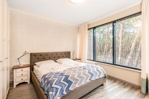 2 habitaciones, tabla de planchar con plancha y wifi gratis 