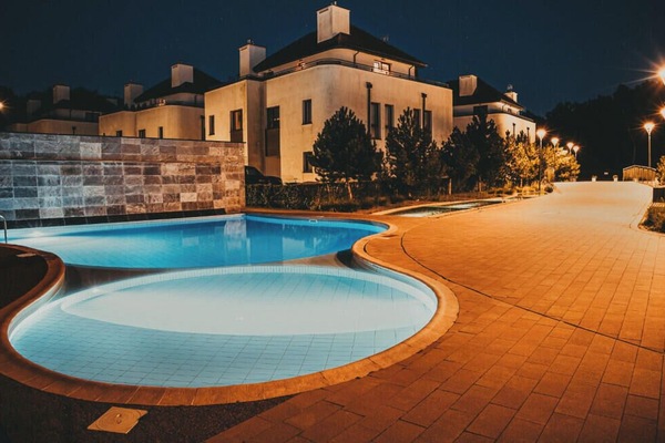 Outdoor swimming pool in Baltica Heaven