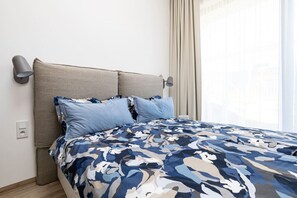 1 habitación, tabla de planchar con plancha, wifi gratis y ropa de cama 