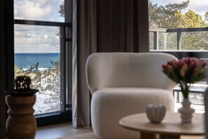 Interior - 2Homerent | Sunrise | Beachfront | Forest Edge (Rogowo)