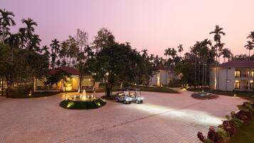 ด้านหน้าที่พัก