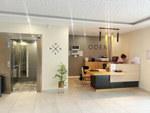Reception - Hôtel Oden Paris Ivry (Ivry-sur-Seine)