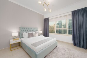 Deluxe Apartment, 2 Bedrooms | 2 bedrooms, in-room safe, blackout drapes, iron/ironing board - Maison Privee - Dreamy Apt with Jaw-Dropping Marina Views (Dubai)