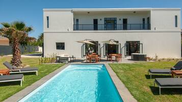 Piscina externa