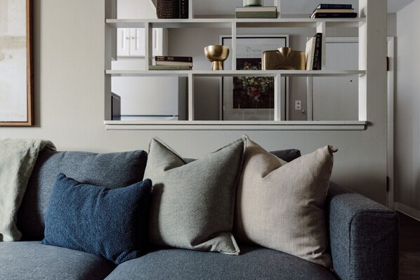 Smart TV - Maple Heights - Libby Unit 1 (Maple Heights)