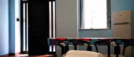 1 dormitori, wifi gratuïta i roba de llit