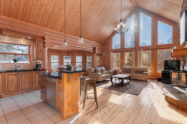 Télévision, cheminée