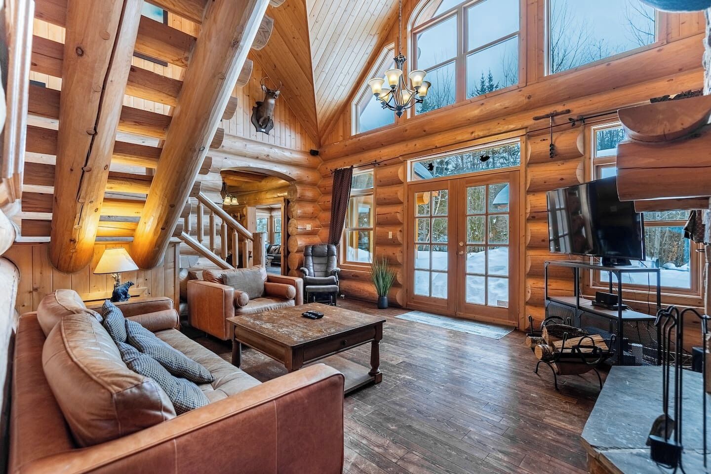 Télévision, cheminée