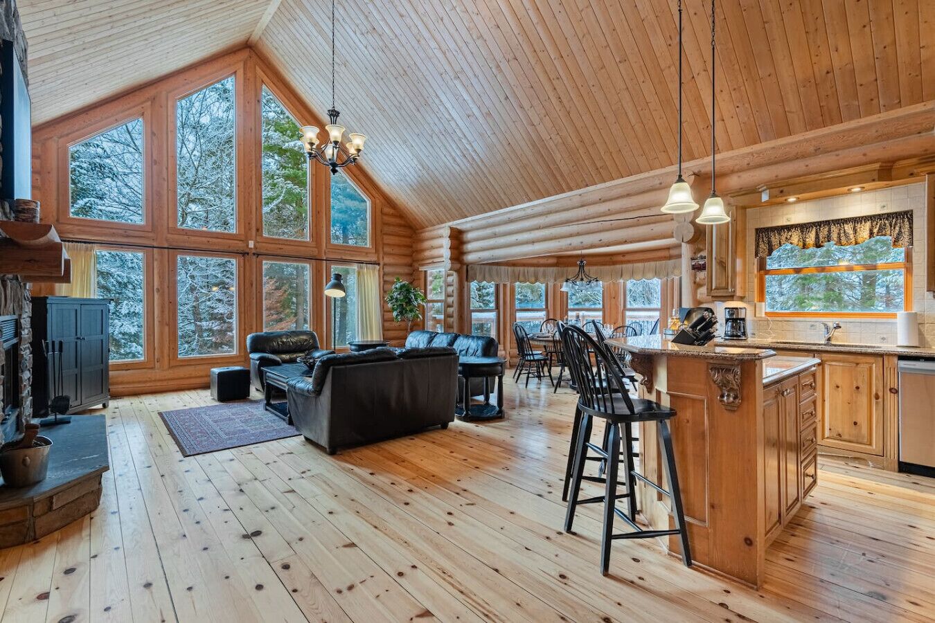 Télévision, cheminée